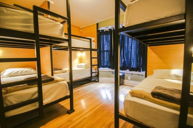 Honeycomb Hostel Канзас-Сити Экстерьер фото